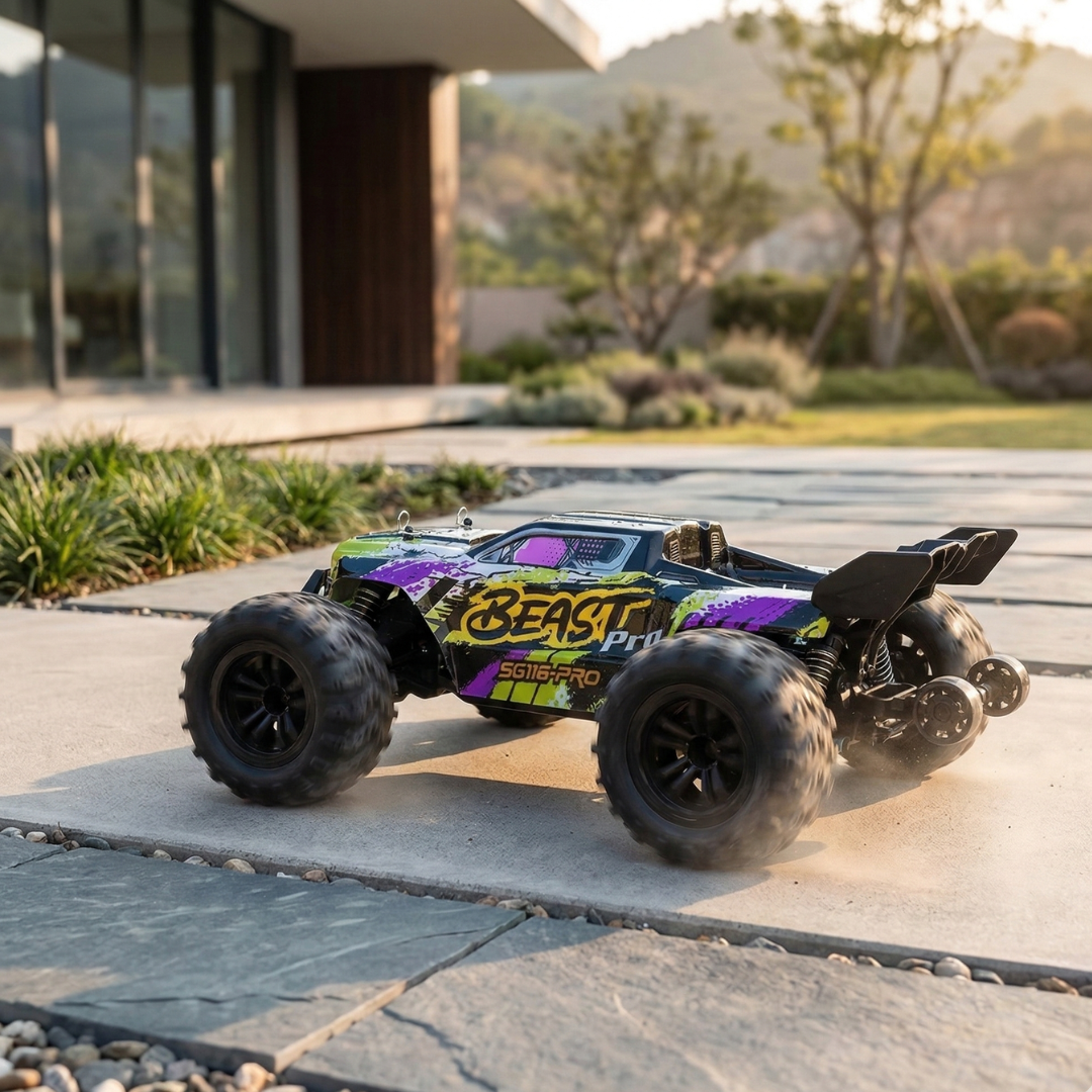 1:16 Scale 4WD High-Speed RC Car Brushless Off-Road Remote Control Truck