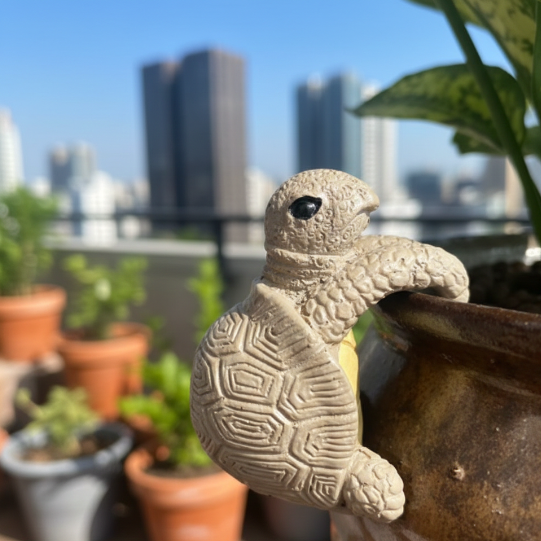 Hanging Turtle Resin Decor