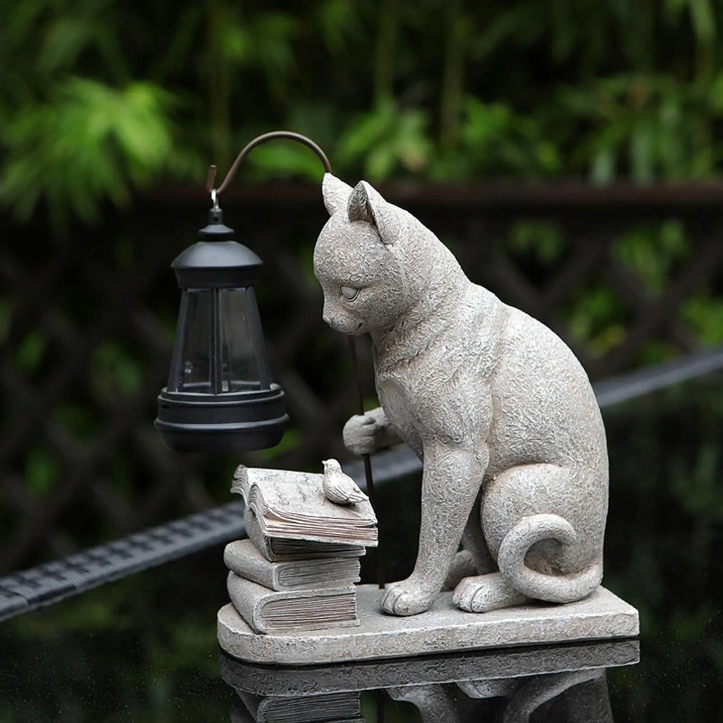 Cat Garden Statue with Solar Light